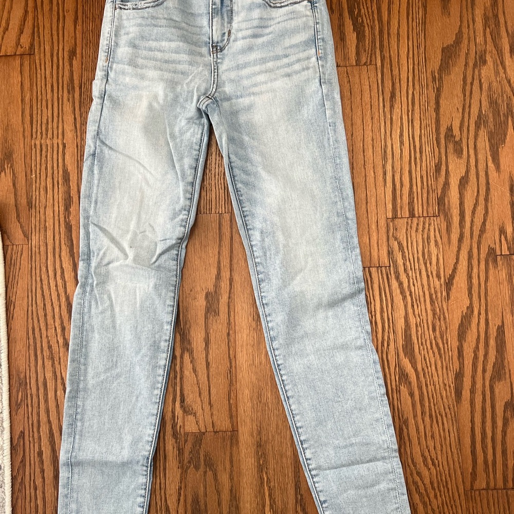 American Eagle Outfitters Light Blue Skinny Jeans Distressed Casual
